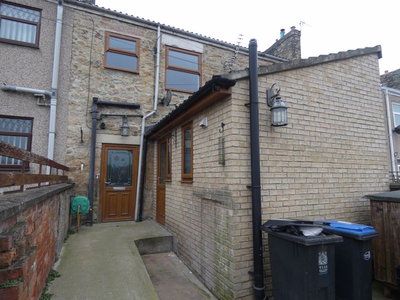 Rear - click for photo gallery